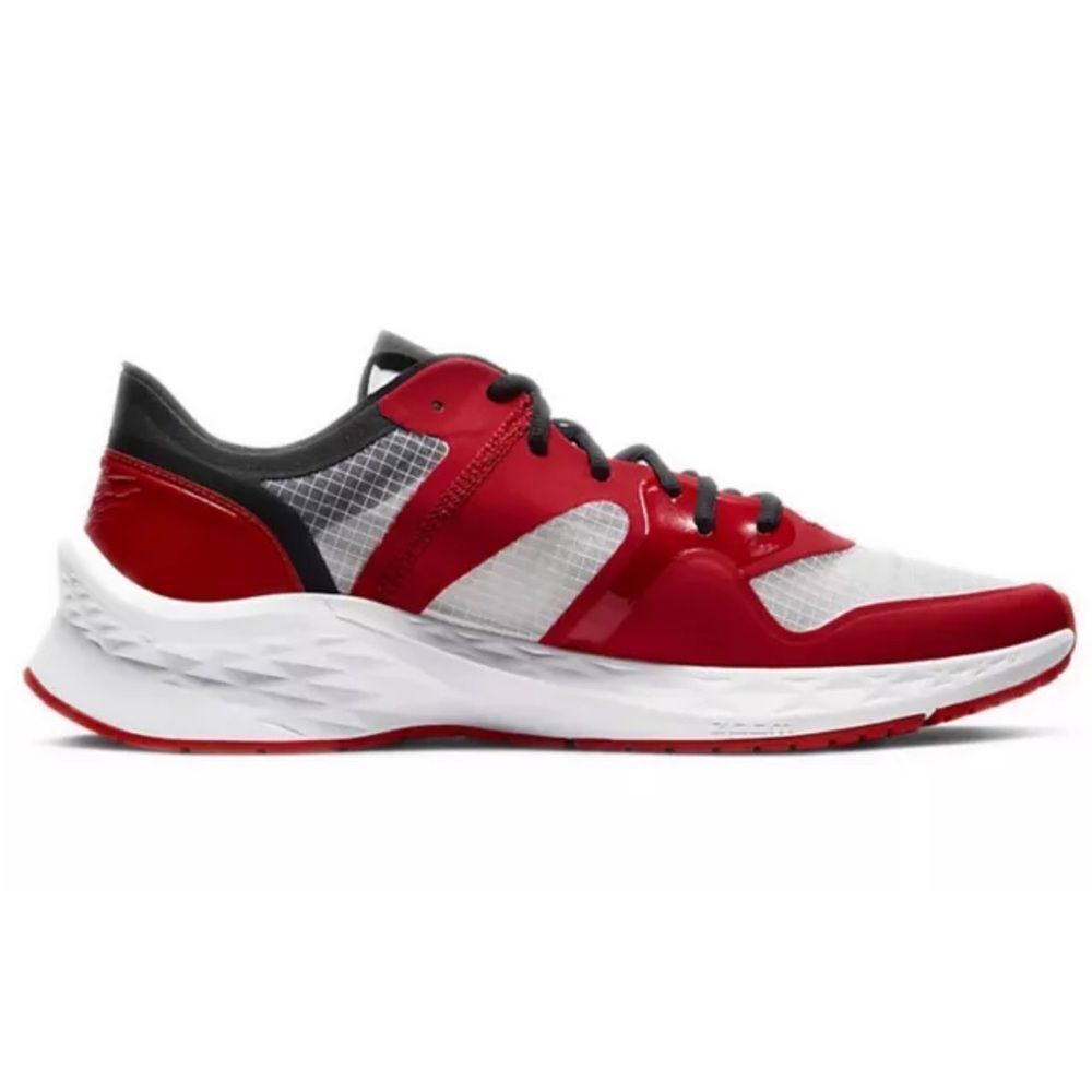 Nike Air Zoom 85 Chicago runners
